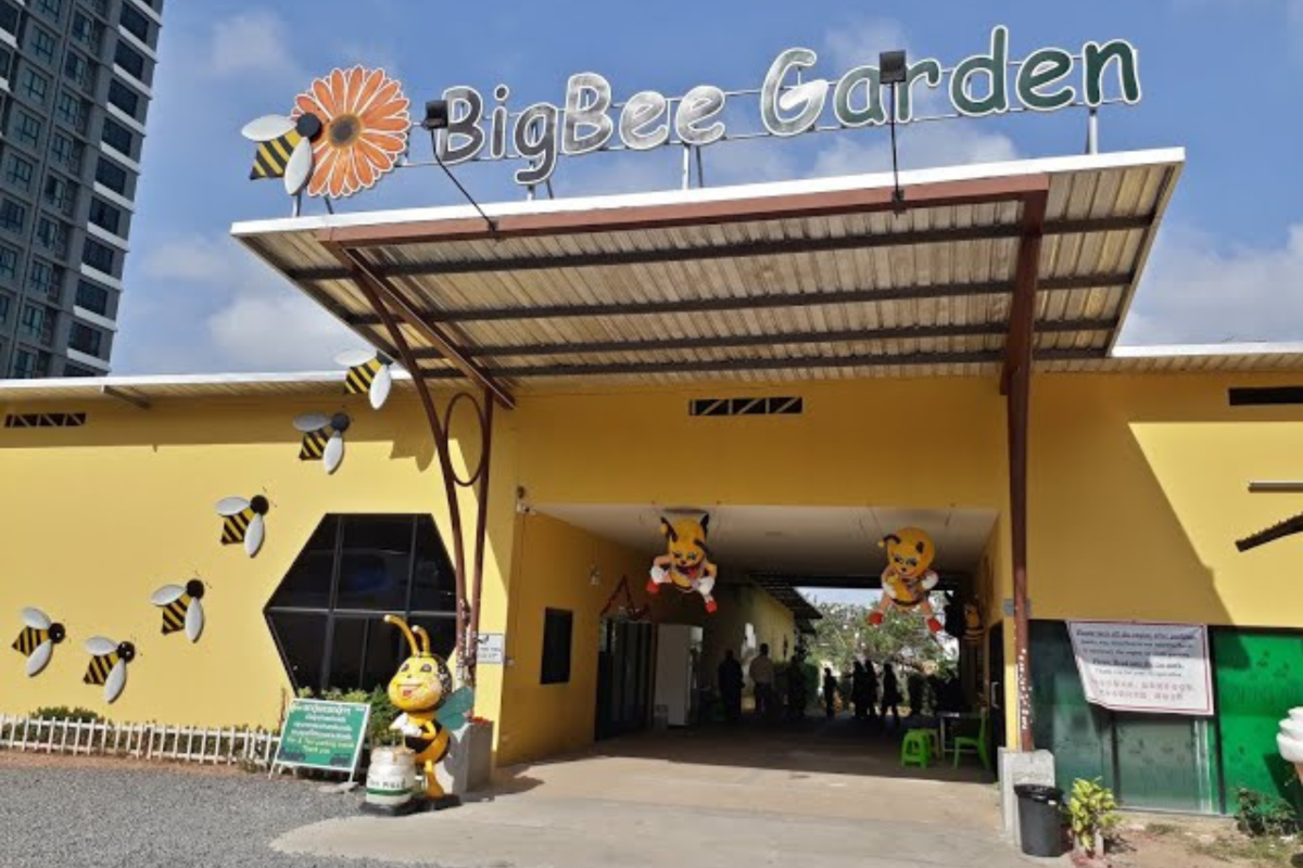 Big Bee Garden