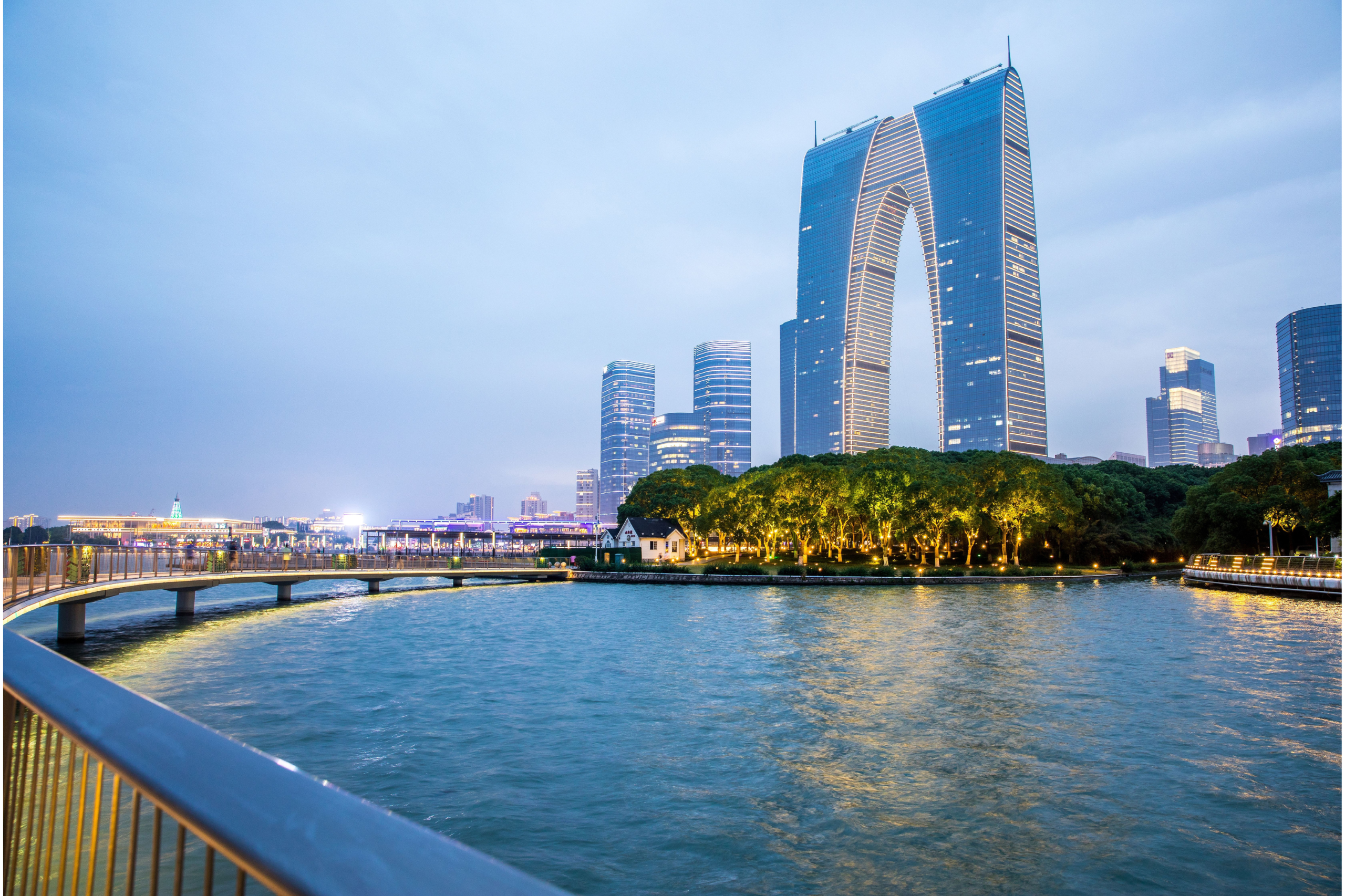 Jinji Lake