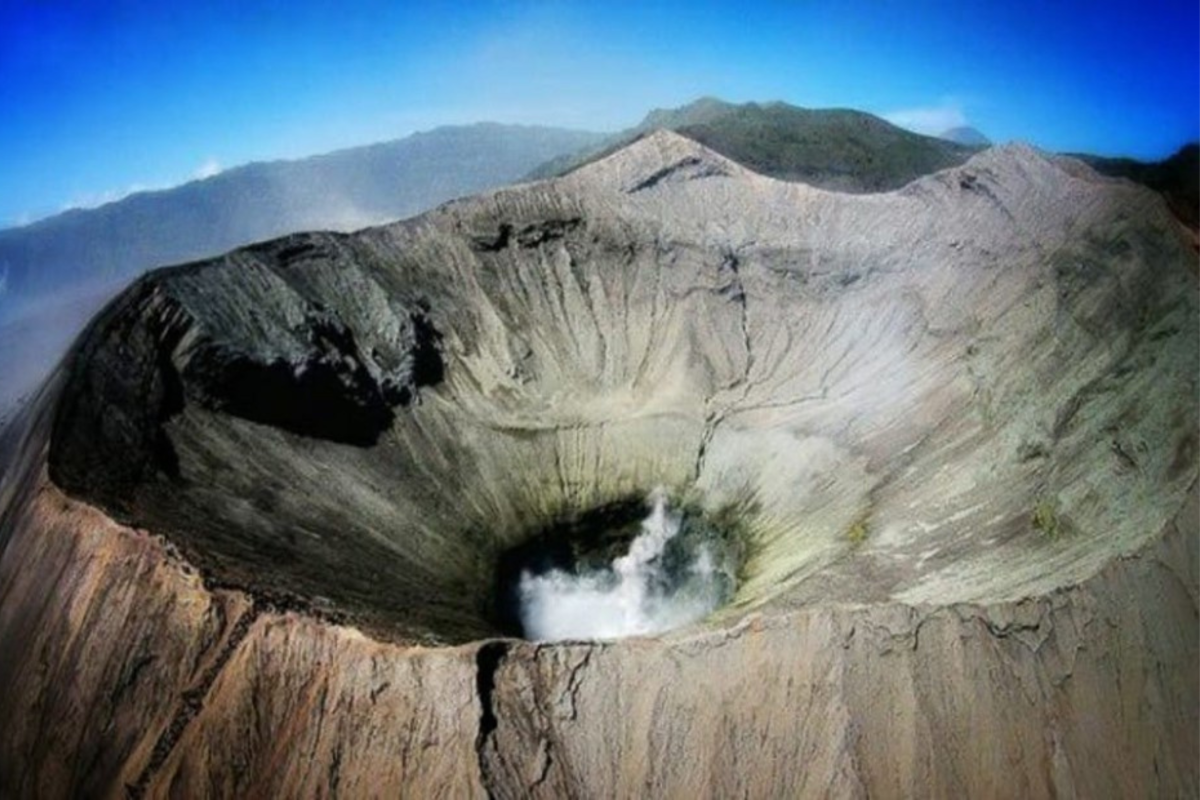 Kawah Gunung Bromo